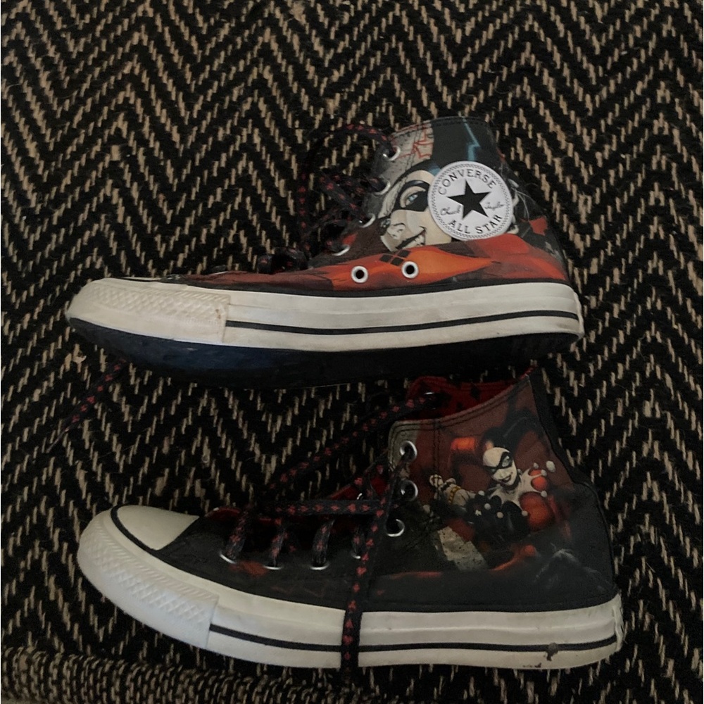 converse hi-top harley quinn with original laces